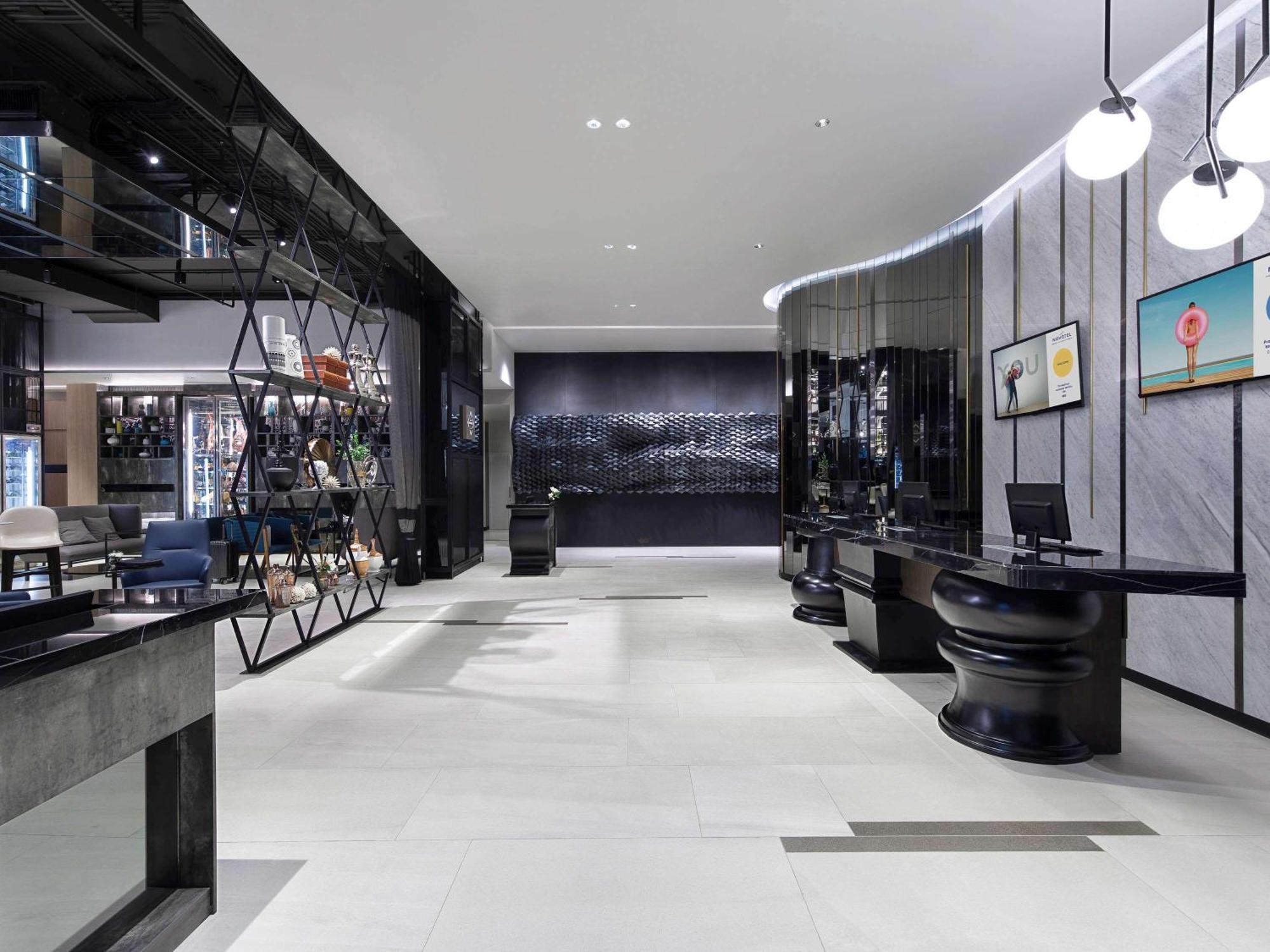 होटल Novotel Sukhumvit 4 Bangkok