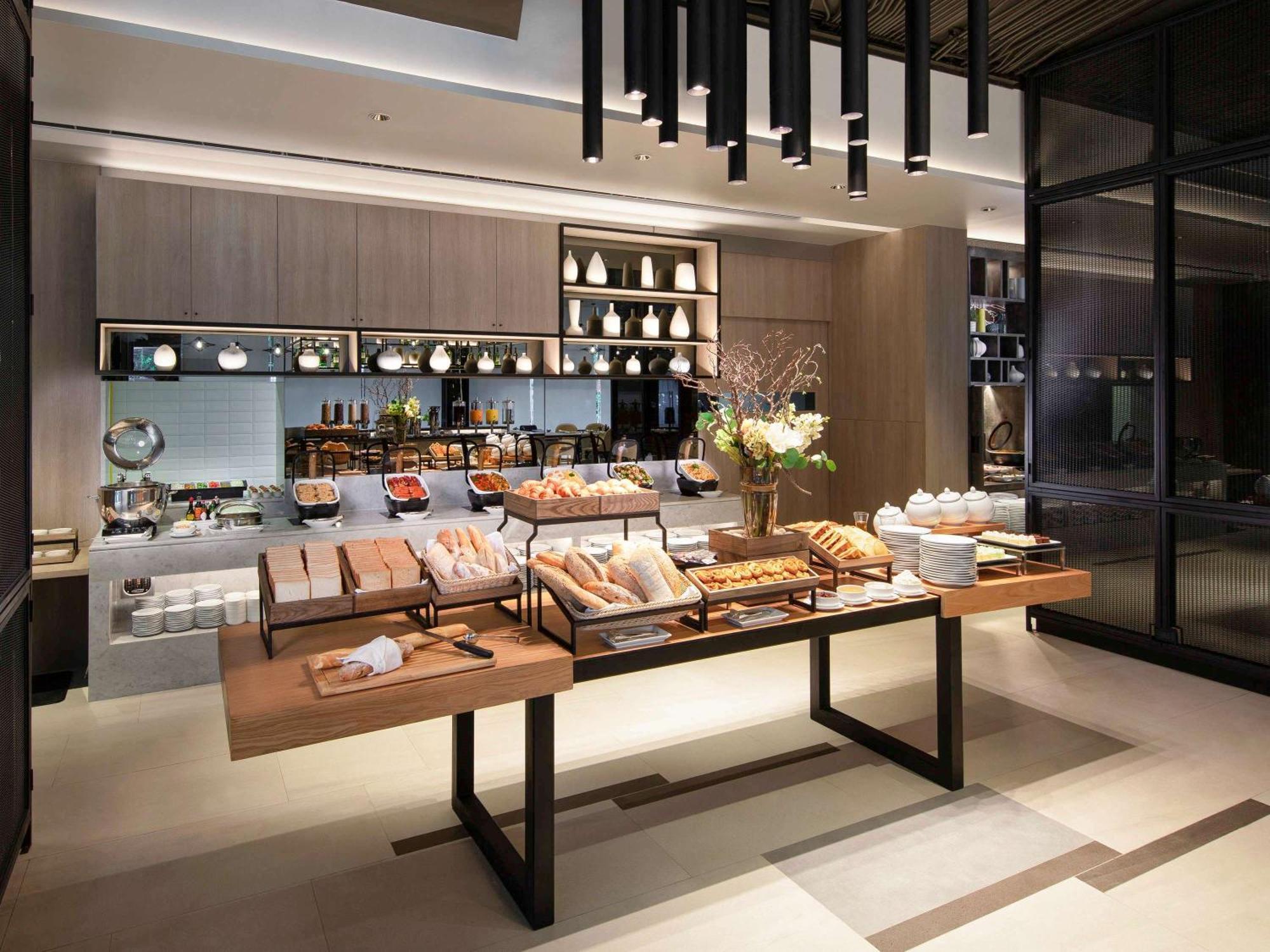 Novotel Sukhumvit 4 होटल Bangkok